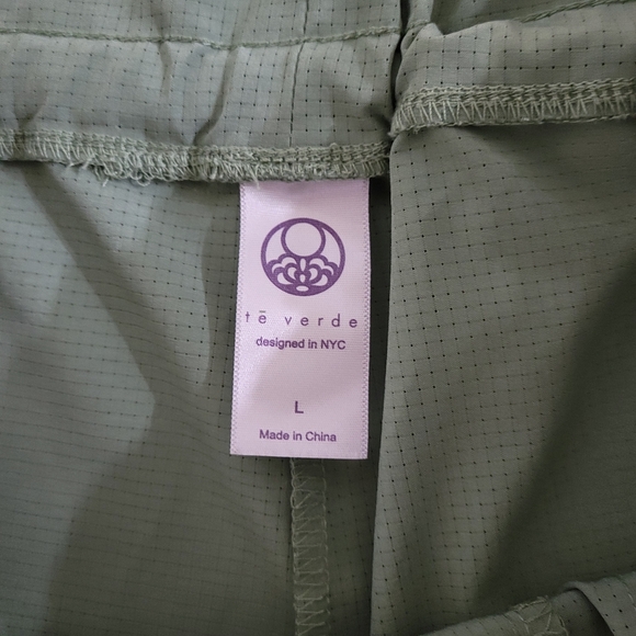 Women's green shorts - te Verde - size L - Picture 6 of 6